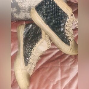 80’s Studded sneakers